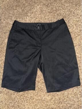 Nike Golf Women's Dry Fit Flex 10" Golf Shorts Sample